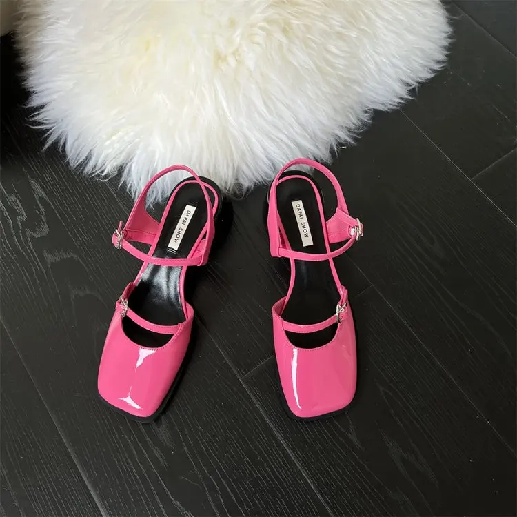 Босоножки женские винтажные на высоком каблуке сандалии с квадратным носком