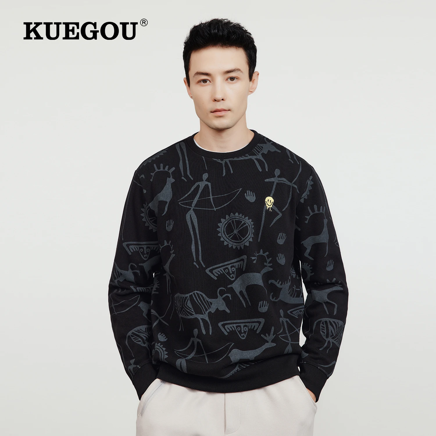 

KUEGOU 2022 Autumn Cotton Plain Print Black Sweatshirt Men Crewneck Slim Fashion For Male Streetwear Plus Size Clothing 60079