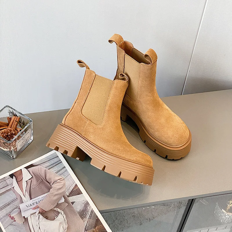AIYUQI Chelsea Boots Women Fall 2023 New Platform Short Boots Women Fashion British Style Genuine Leather Ankle Boots Women