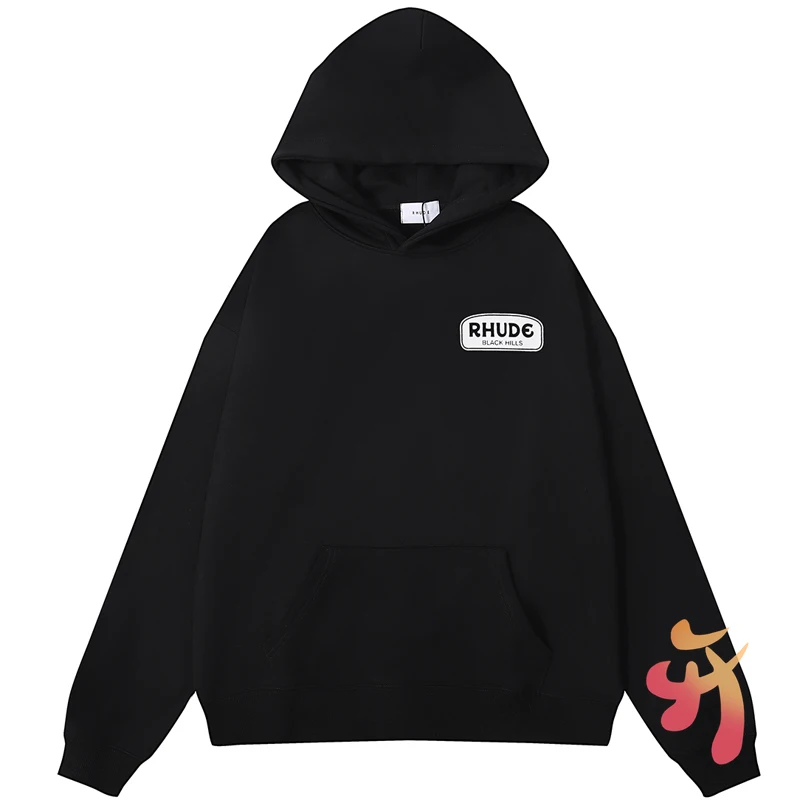 Рисунок 2 - Осенне-зимние модные новые толстовки