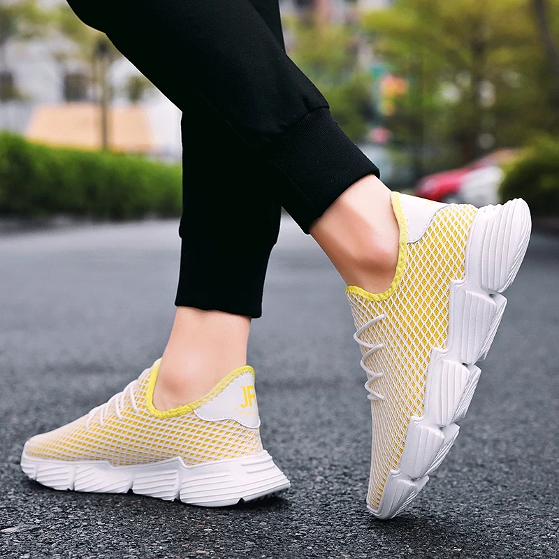 Men's Lightweight Casual Shoes 2023 Summer Breathable Sports Sneakers Male Free Shipping Comfortable Outdoor Jogging Shoes Man