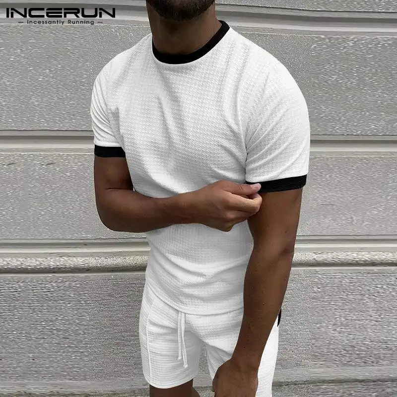 

Футболка и шорты мужские с круглым вырезом, коротким рукавом и шорты