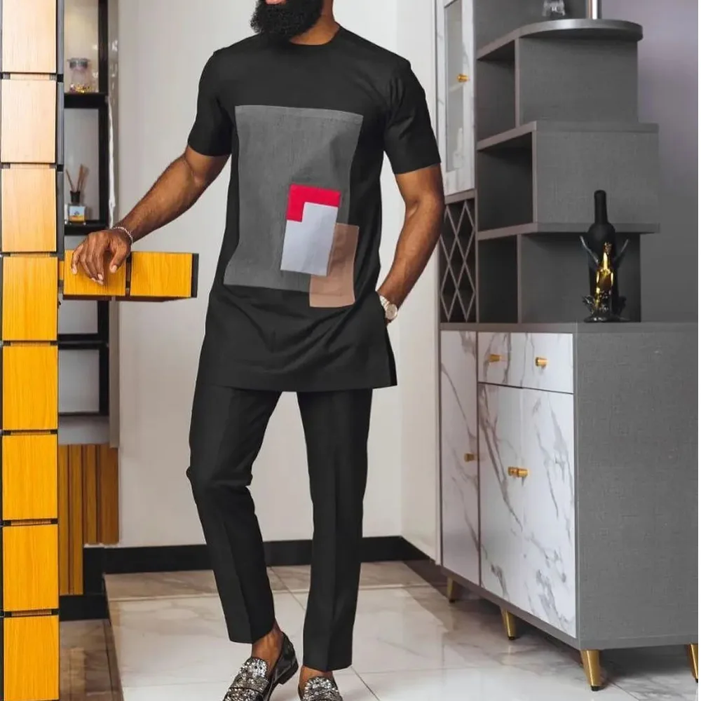 

2022 New Summer Men's Suits Short Sleeve Square Stitching Men's T-shirts and Sweatpants Two-piece African Male Clothing (M-4XL)
