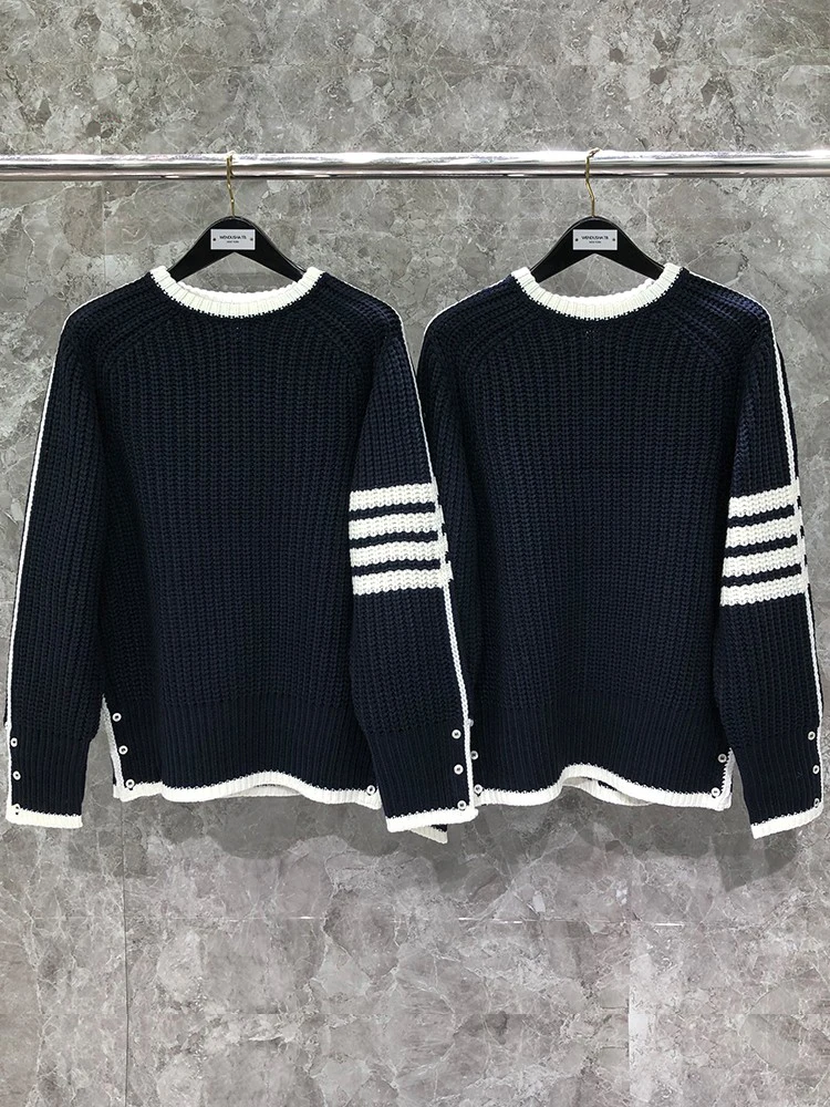 Four-bar knitted sweater Korean version loose pullover round neck thickened sweater for men and women in autumn and winter
