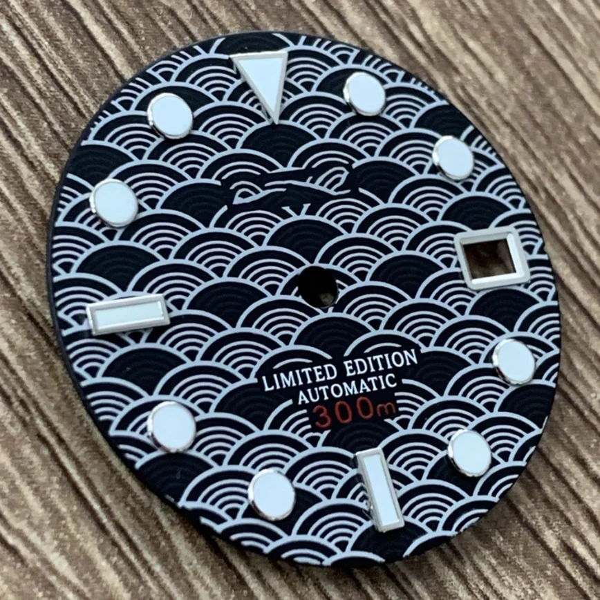 28.5MM Watch Dial FittingFish Scale Green Luminous LetteringFits NH35/36/4R/7S Movements