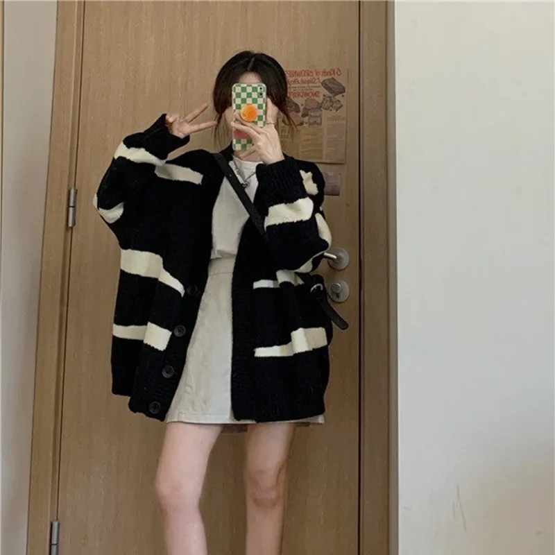 

Women Clothing 2022 Autumn Winter New Western Style Black and White Striped Knit Cardigan Lazy Style Simple Casual Sweater Women