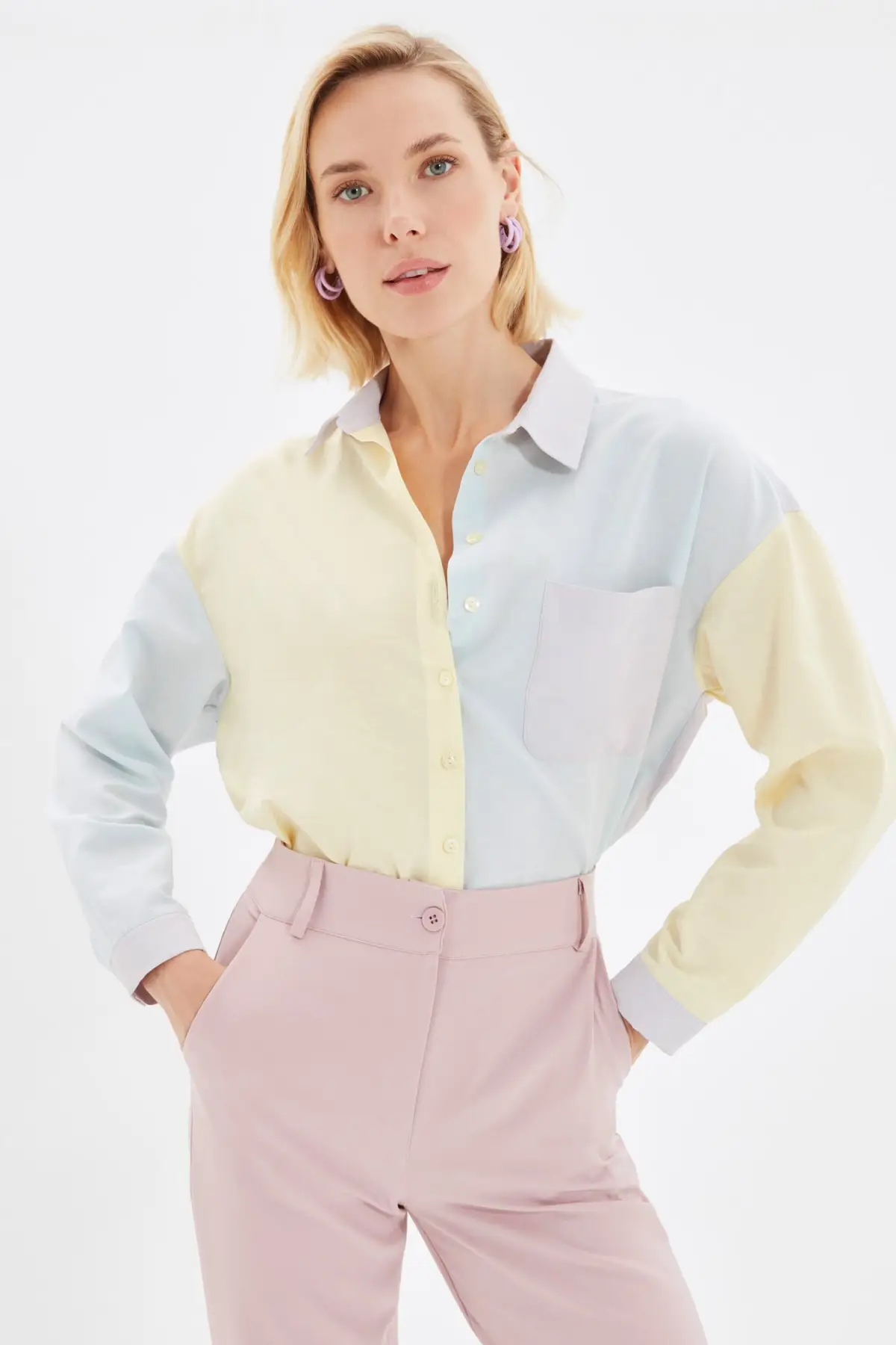 

Trendyol Pockets Shirt TWOAW22GO0292