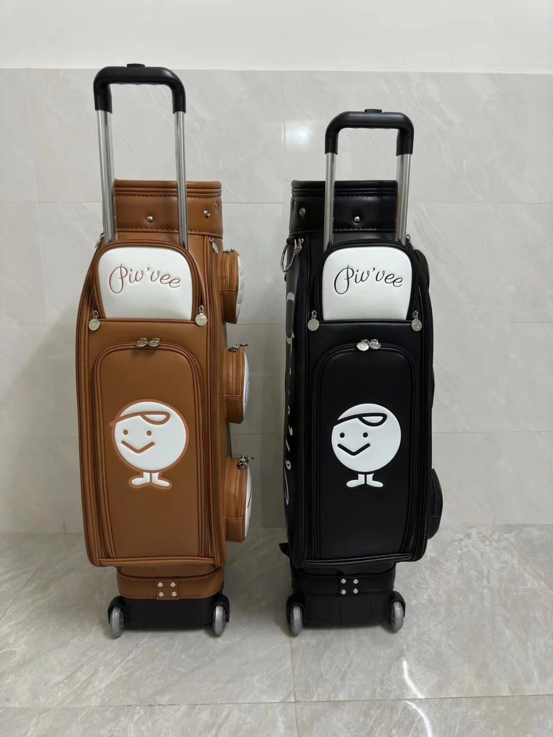 

2023 New Golf Bag Male/Female Standard Bag Smiling Face Letter Outdoor Golf Rod Bag