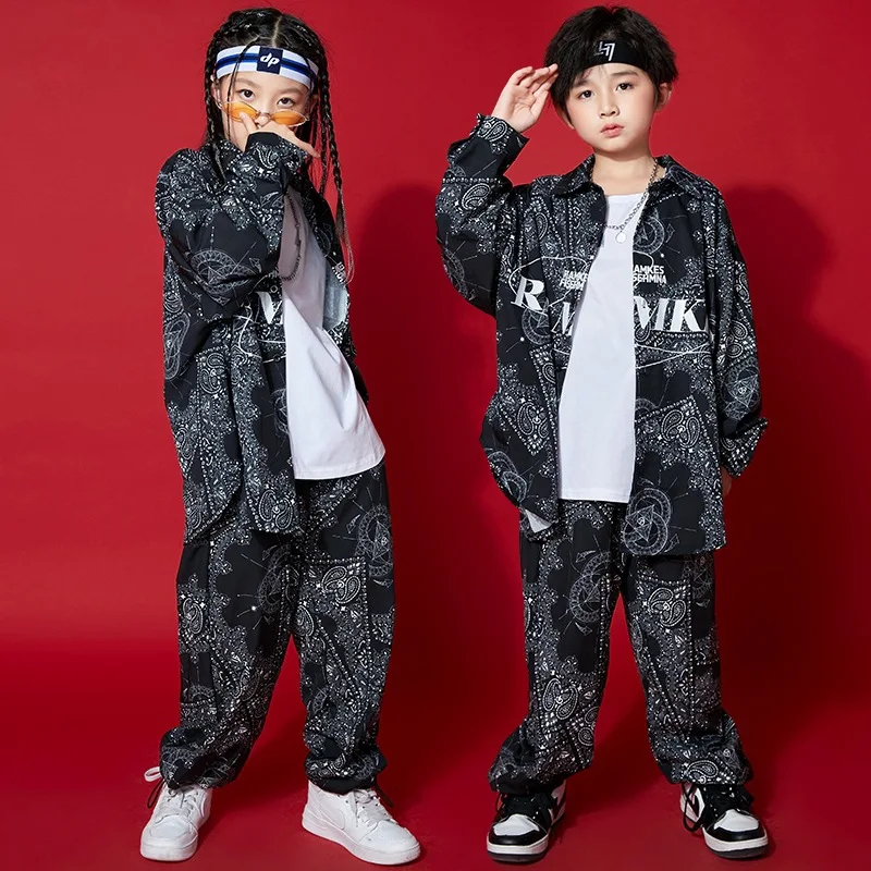 

Новинка 2023, костюмы для джазовых танцев, представлений, черные рубашки, свободные брюки, уличная одежда для девочек и мальчиков, танцевальная одежда в стиле хип-хоп DQS13133