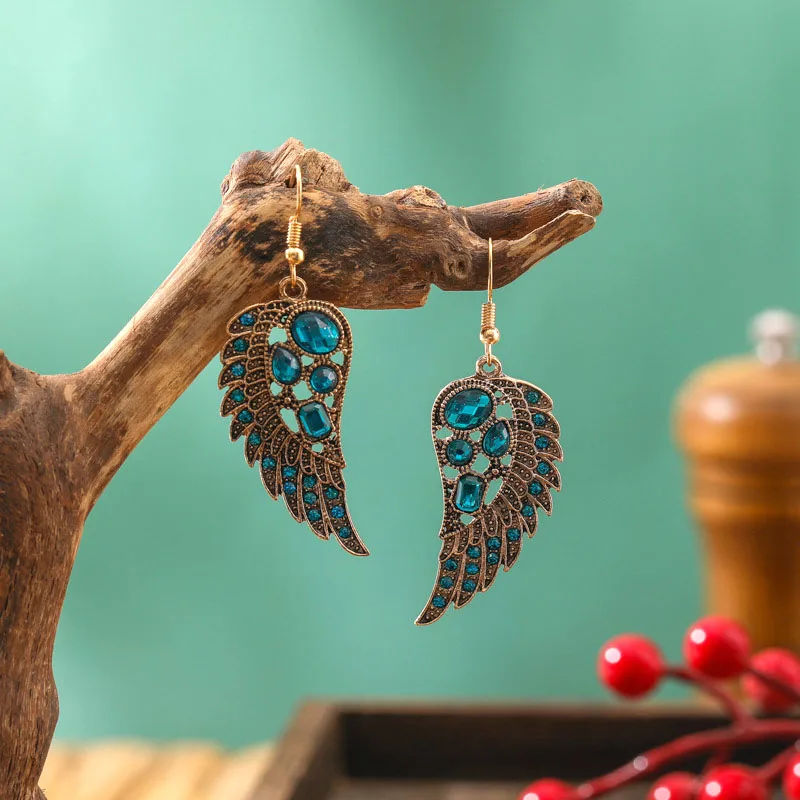 

Antique Gold Color Angel Wing Dangle Earrings for Women Ethnic Insert Rhinestone Hollow Carved Hook Earrings Boho Female Jewelry