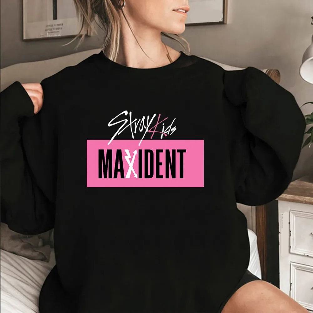 

Пуловер детский свободного покроя, с круглым вырезом