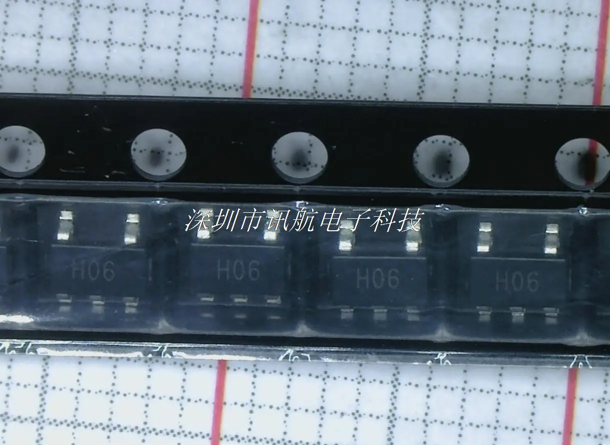 

Home furnishings bargaining AD8051AR amplifier .