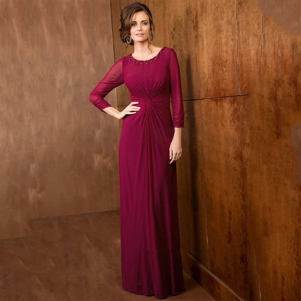 

Burgundy Mother of The Bride Dress Modest Long Sleeves O Neck Beading Sheath Floor Length Mom Wedding Guest Gowns