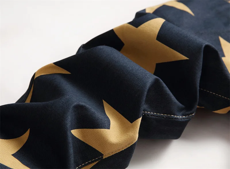 Spot New Punk Style Men's Jeans Printed Denim Pants Straight Sleeve Mid Waist Cotton Casual Pants