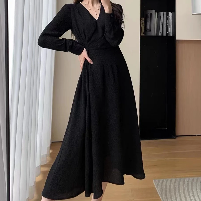 Женское осеннее жаккардовое платье с V-образным вырезом и длинным рукавом