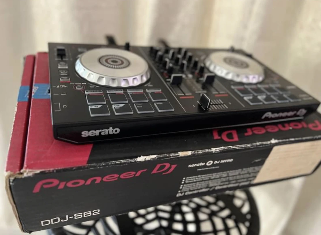 

Low Energy Consumption Pioneer DDJ-SB2