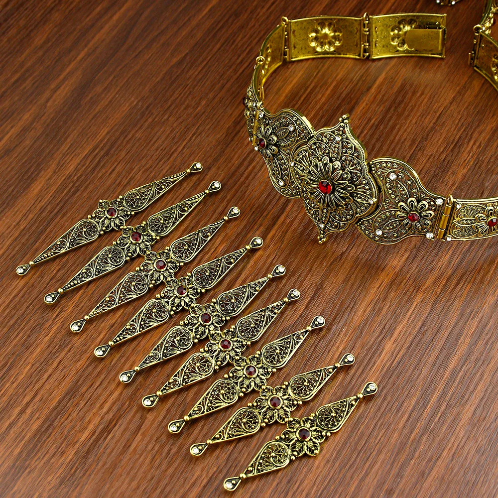 

Neovisson Red Crystal Caucusia Women Belt Breastplate Sets Retro Gold Color Bridal Accessories Gift Handmade Metal Carving