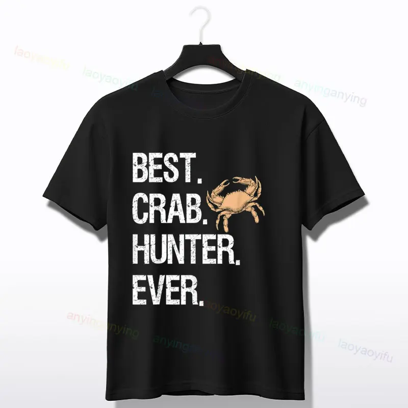 Фото Мужская футболка с рисунком Crab Hunter, футболка из 100% хлопка с короткими рукавами, идеально подходящая для повседневной носки или любителей морепродуктов, уличная одежда №2