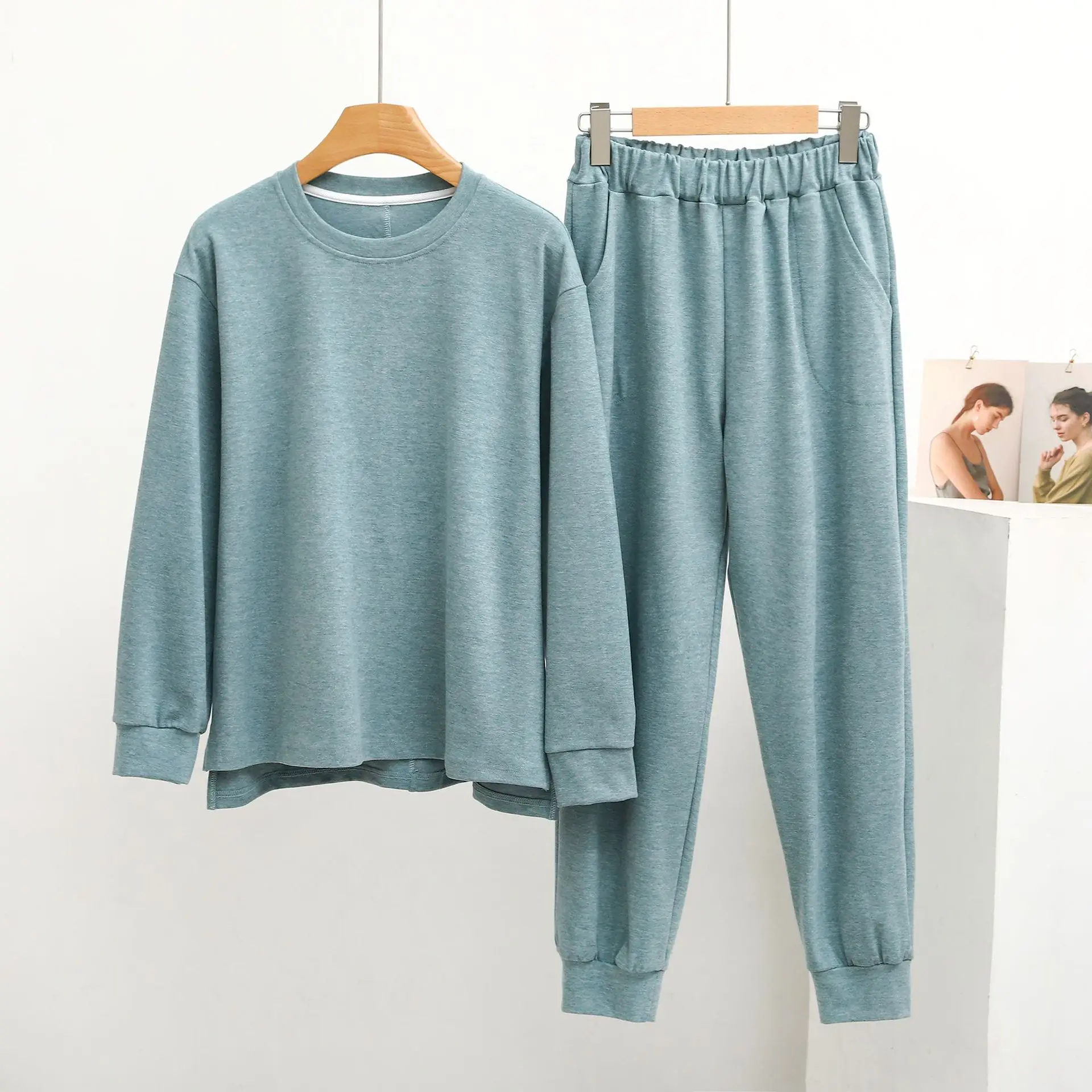 Women Thickened Homewear Sweater Suit Autumn/winter Symphony Flat Velvet Round Neck Short Front Long Back Fashion Thermal Home