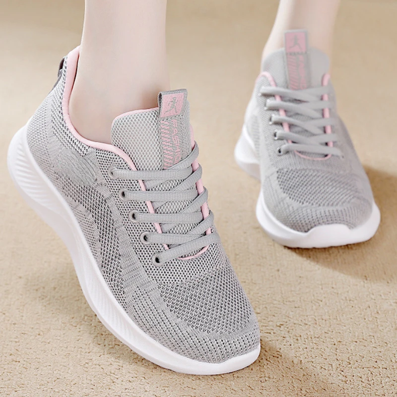 

Luxury Sneakers Women Autumn Soft Sole Walking Lightweight Sneaker Comfortable Breathable Vulcanized Shoes Sapatos Femininos
