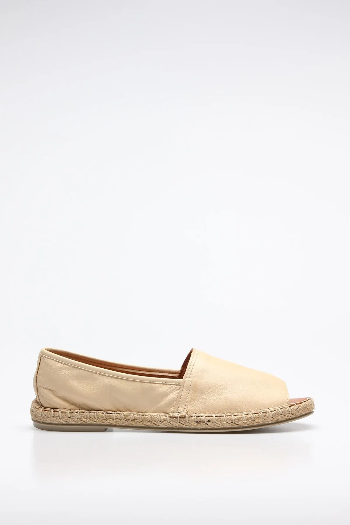 

Fashion Style Genuine Leather Beige women's Daily Flat Shoes