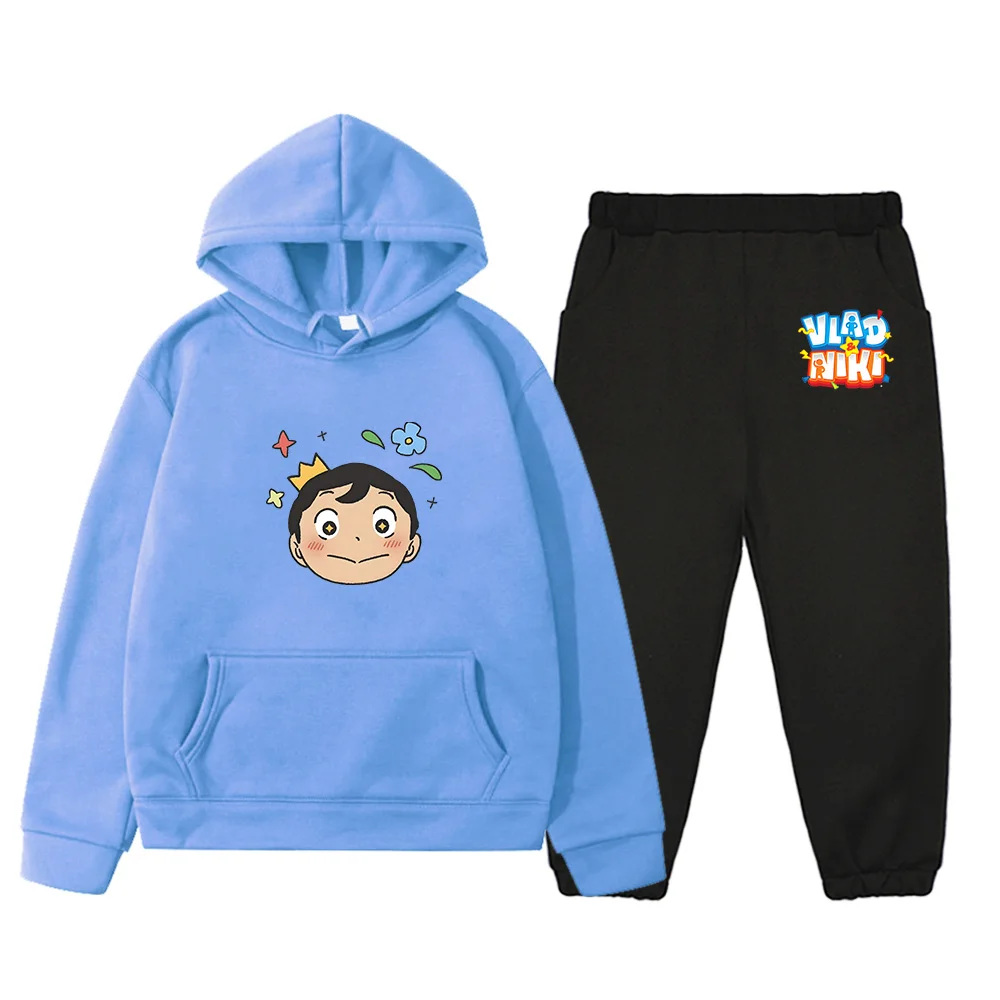 Рисунок 4 - Толстовка с капюшоном и штаны с