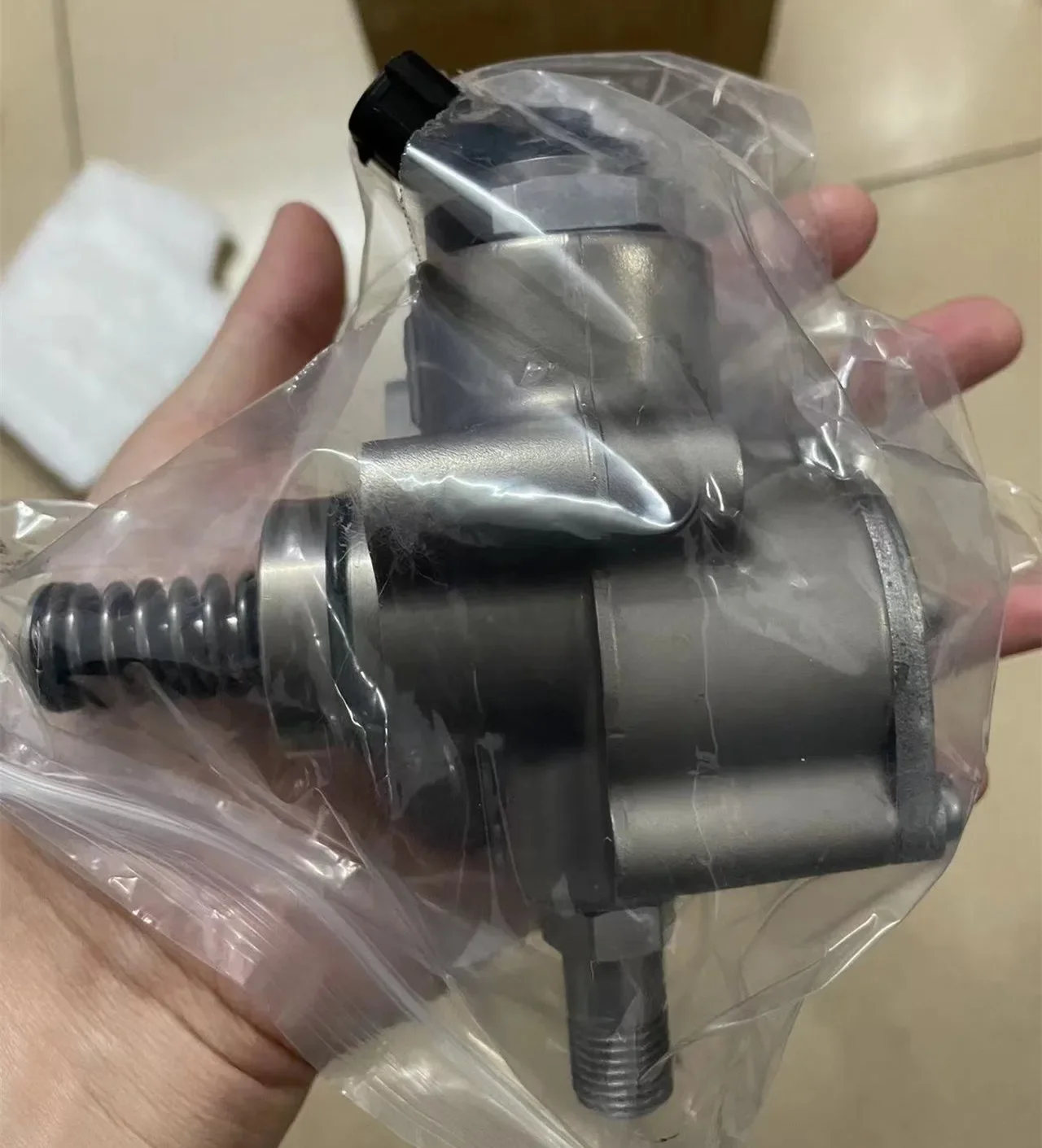 

Флюоресцентный насос L3K9, флюоресцентная лампа, флюоресцентная лампа 3, флюоресцентная лампа л, турбо-бензин