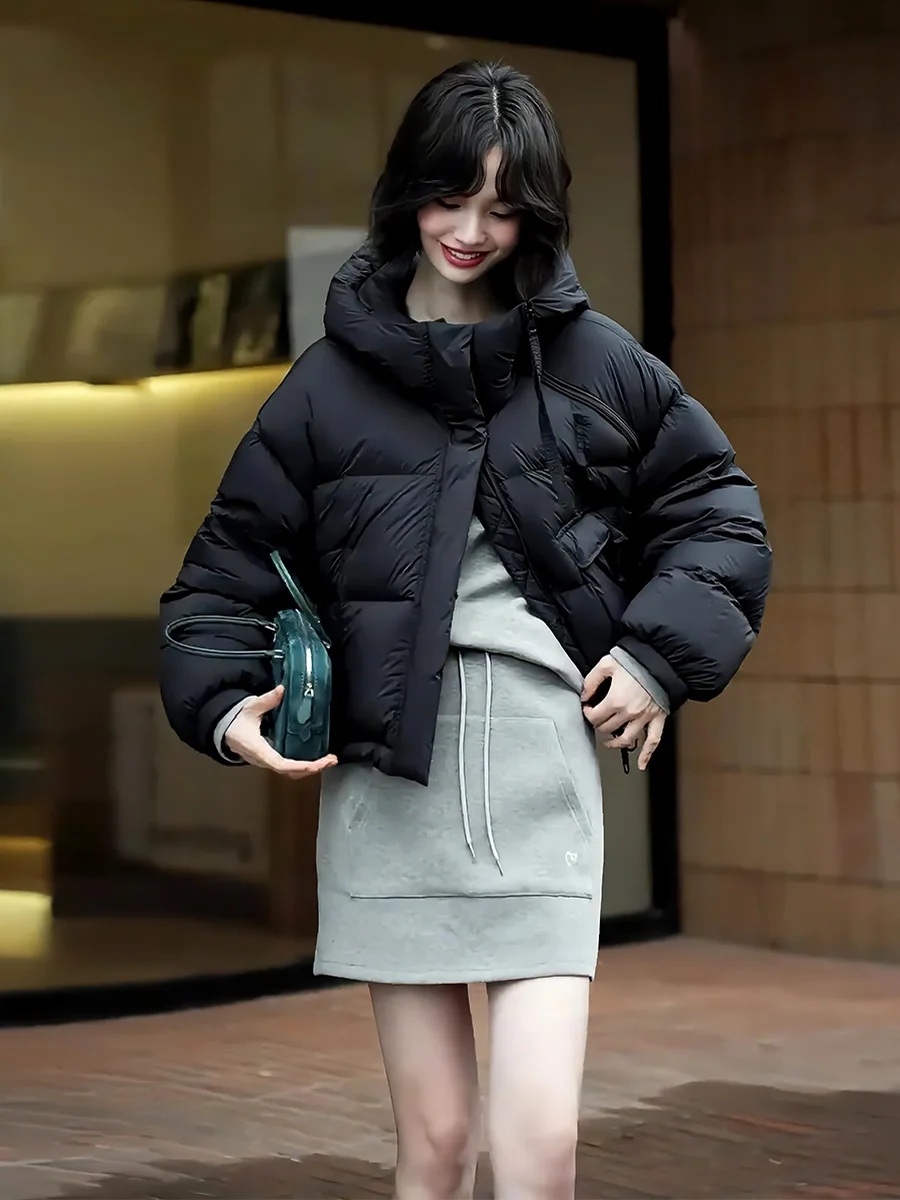 Маленький короткий пуховик 90 на белом утином пуху для женщин новинка зимы 2024