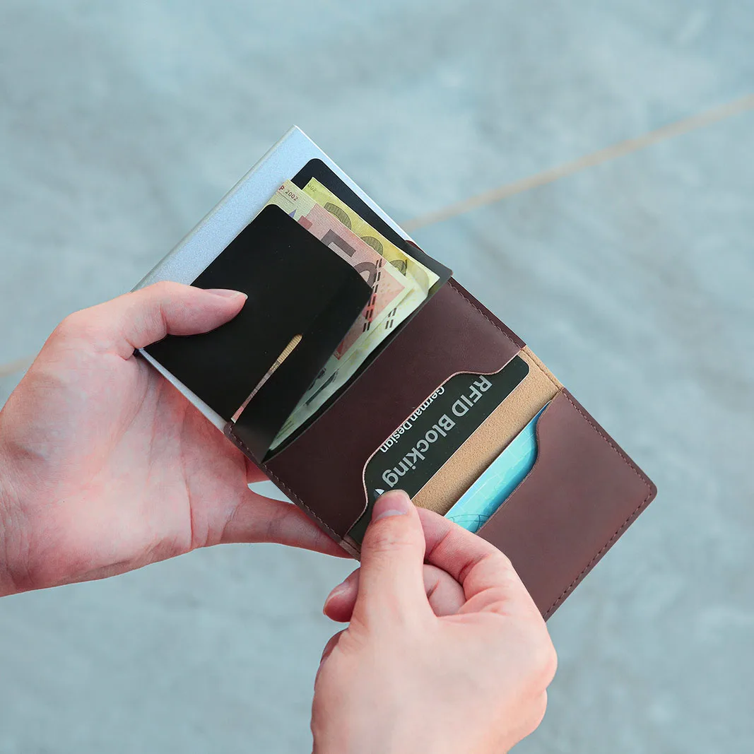 Lucas Wells Card Holder