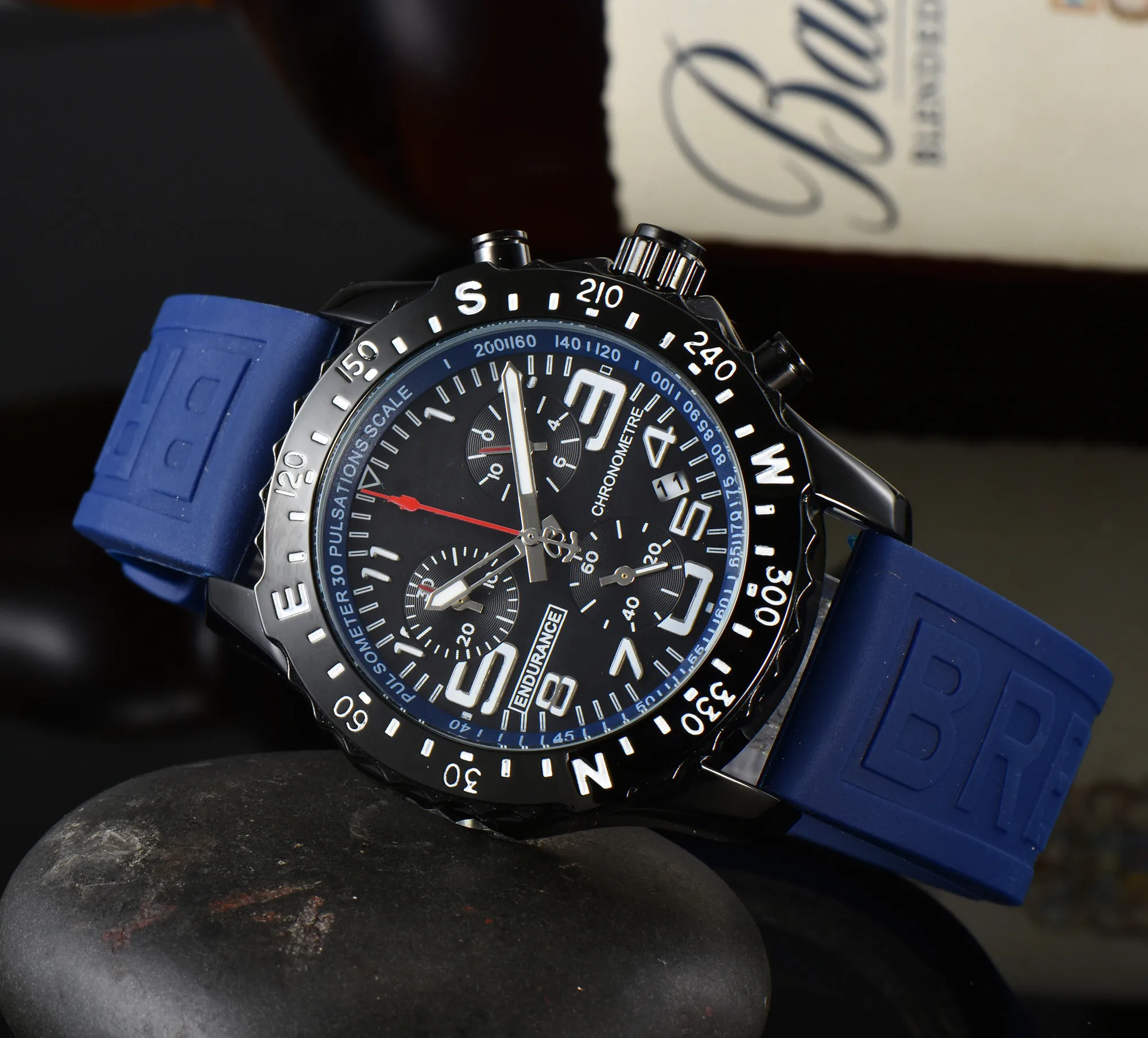 

2022 Hot selling men's watch 6-pin quartz multi-function second running quartz watch silicone strap formal watch