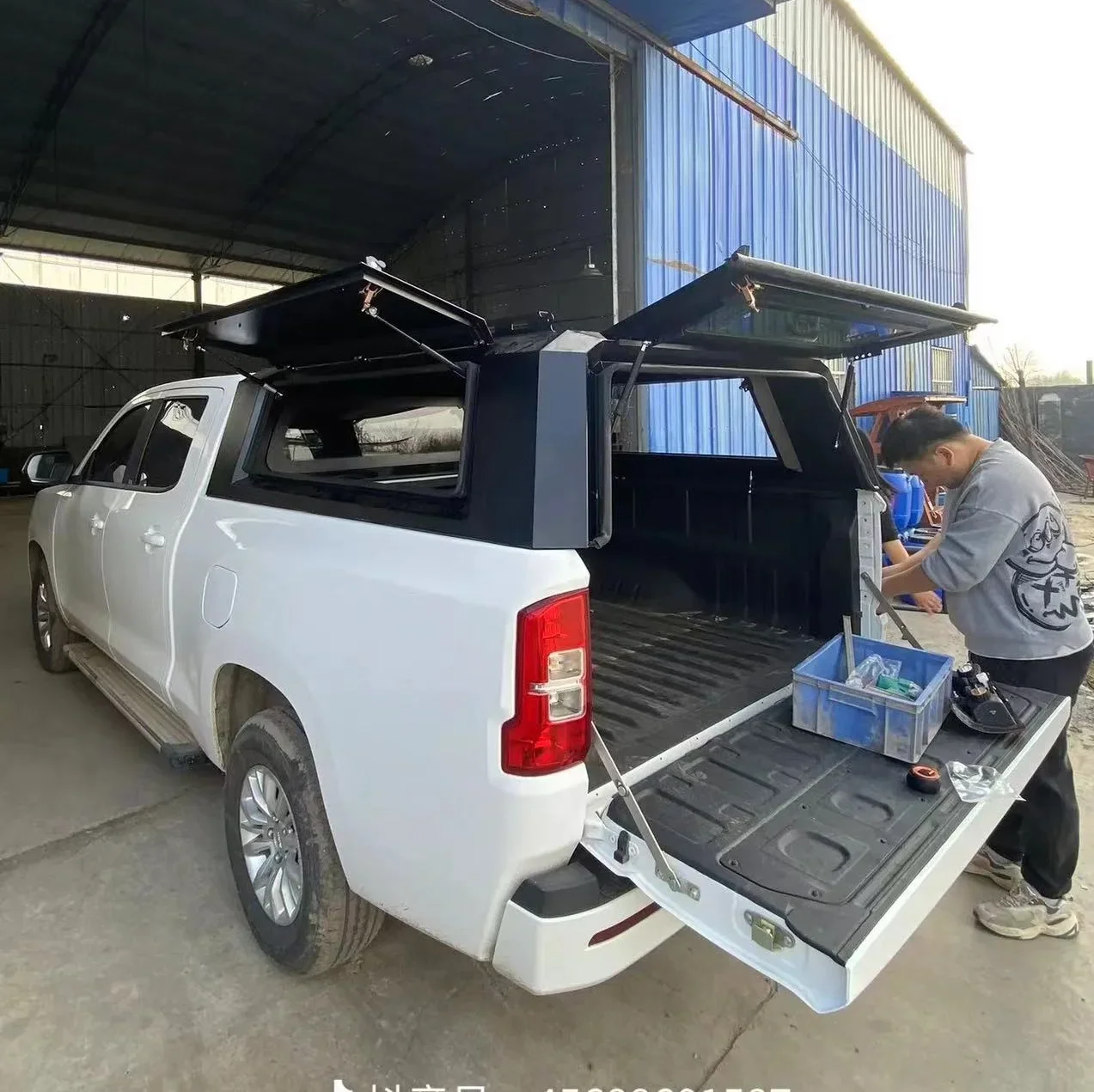 Подходит для пикапа BeiQI Calorie грузовой ящик из марганцевой стали трехдверный