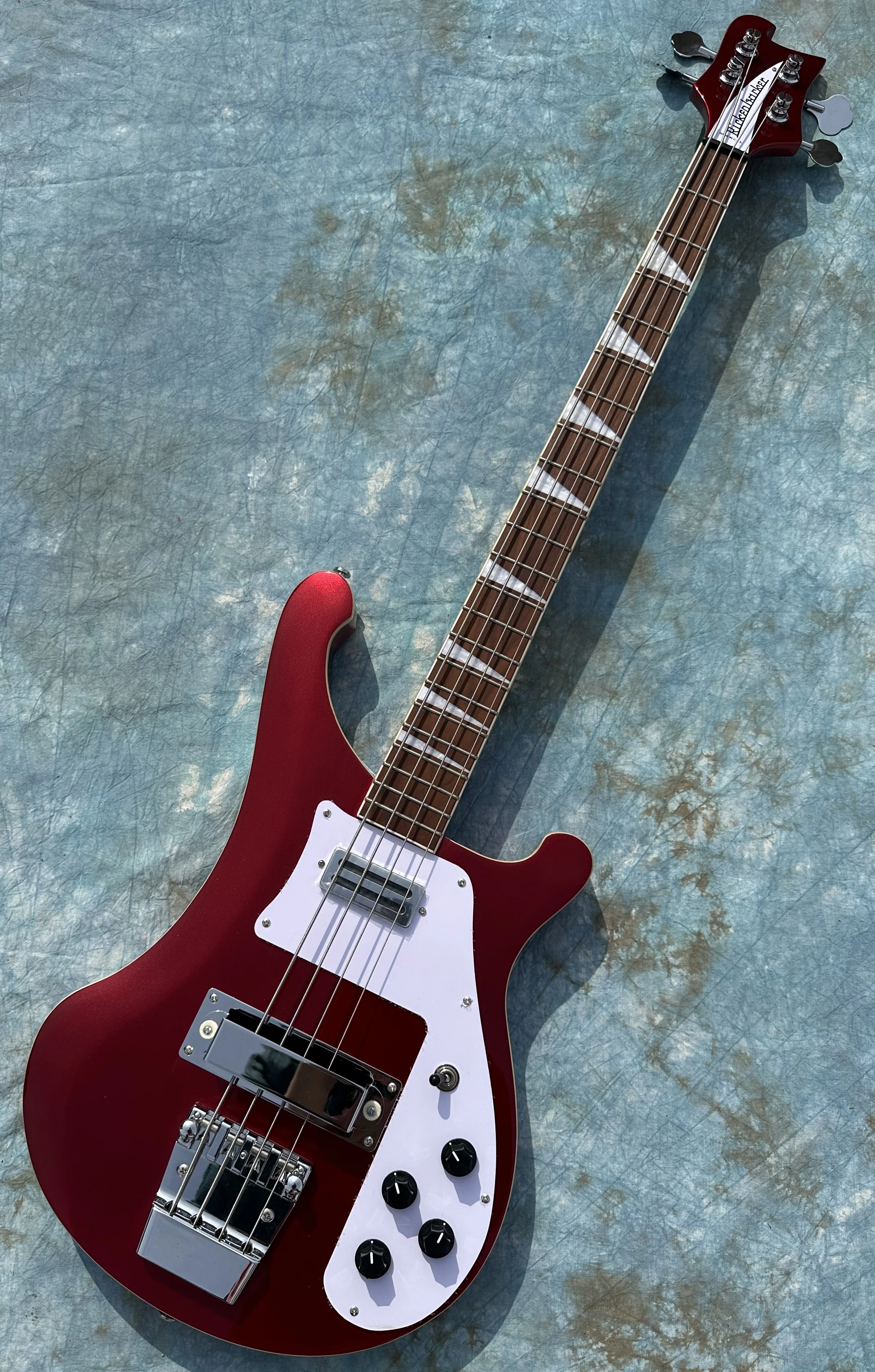 Ricken 4003 бас-гитара