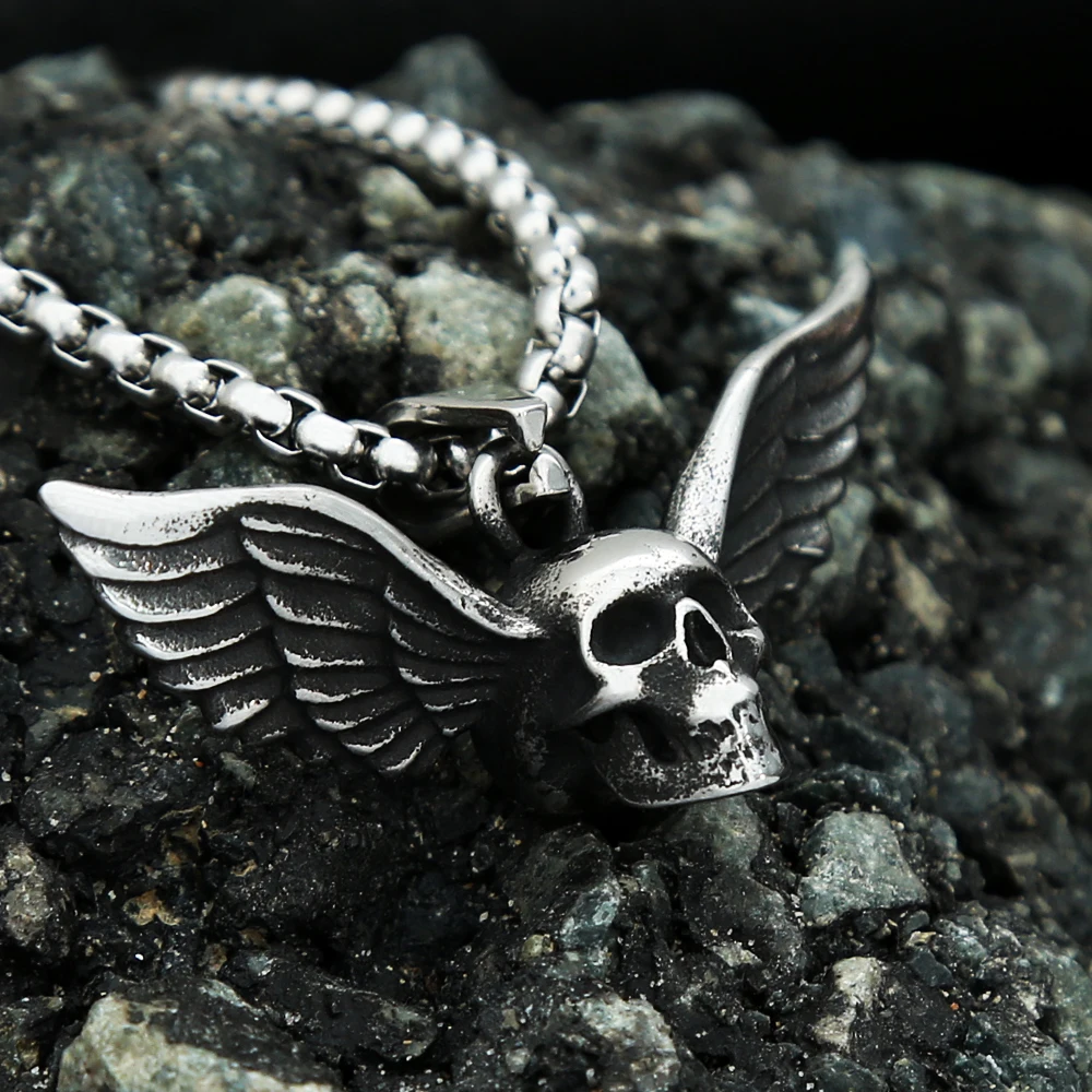 

Fashion Small Vintage Gothic Skull Pendant Necklace Stainless Steel Punk Wing Necklace For Men Biker Jewelry Gifts Dropshipping