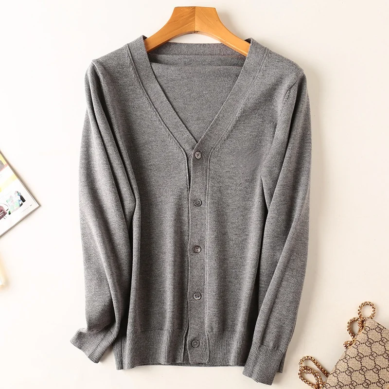 Spring and Autumn New V Neck  Men and Women Lovers Wool Cardigan Sweater Men Wool Cardigan Japan Style Love Heart Man Cardigan