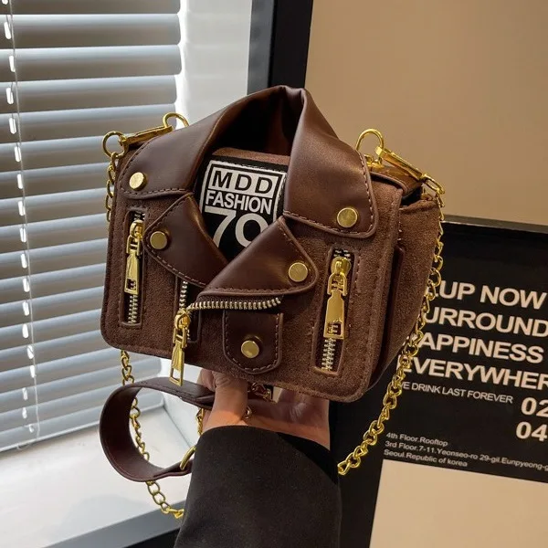 

Cross body bag for girls with a sense of luxury, niche designer style, one shoulder cross body bag, fashionable and versatile