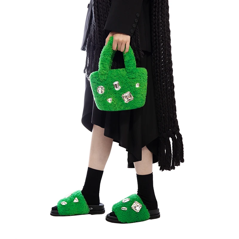 

2021 New Rhinestone Crossbody Bags for Women Small Curly Hair Chain Winter Women Fashion Handbags Plush Shoulder Bag Women