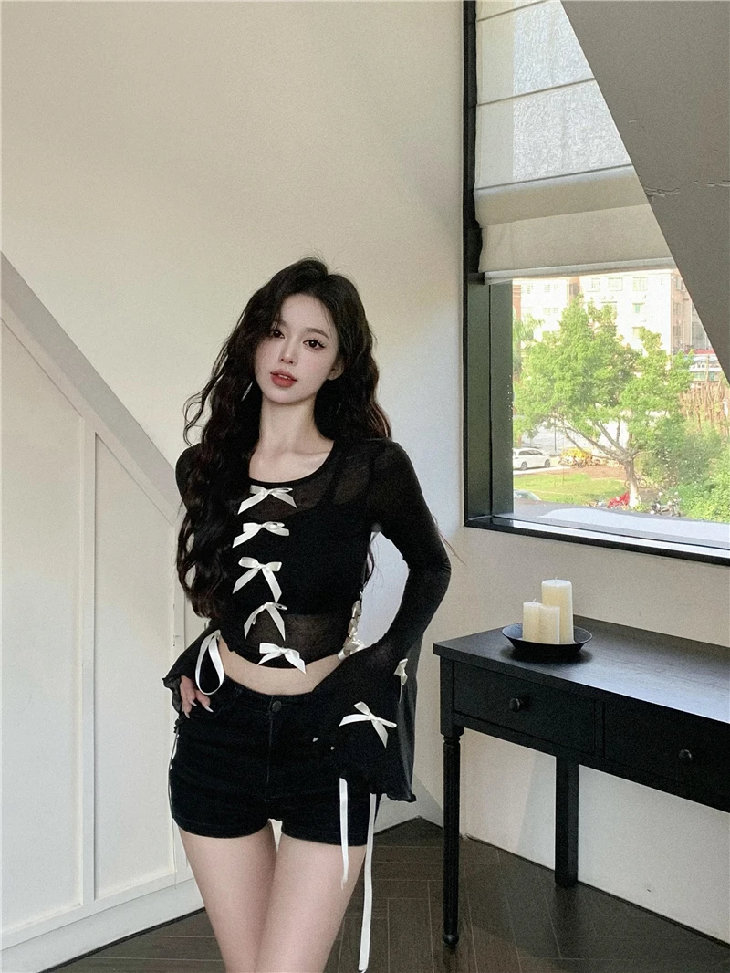 

Корейская версия, Сексуальная футболка с бабочкой, Женская Осенняя облегающая футболка с короткими рукавами-колокольчиками, сетчатые топы с длинными рукавами, освежающие шик