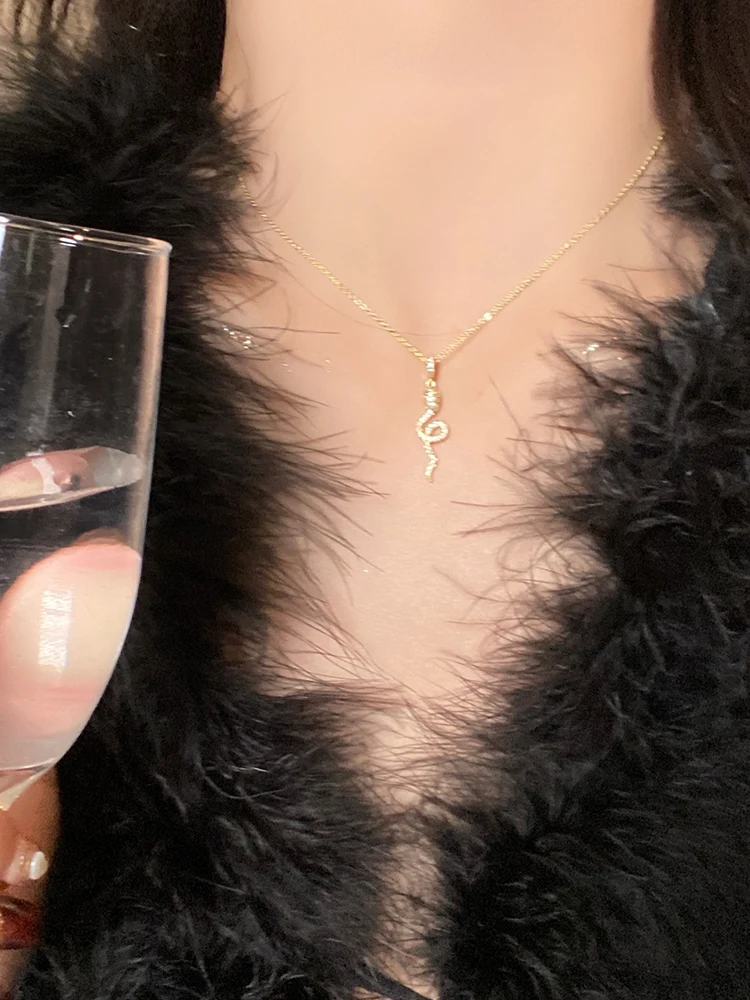 S925 Серебряное ожерелье Змеевидный кулон