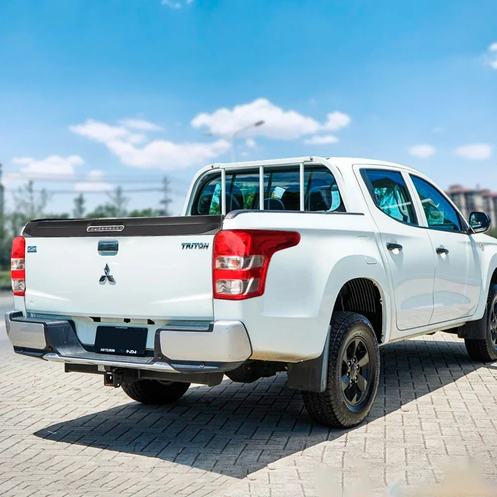 Крышка задней двери защита спойлера для Mitsubishi Triton L200 2015-2018 4Life/Titan/Warrior матовая