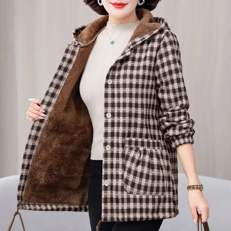 

Mom Plus Velvet Warm Lattice Coat Women Autumn Winter Jacket New Fashion Hooded Outwear Middle-Aged Elderly Loose 5XL Coats