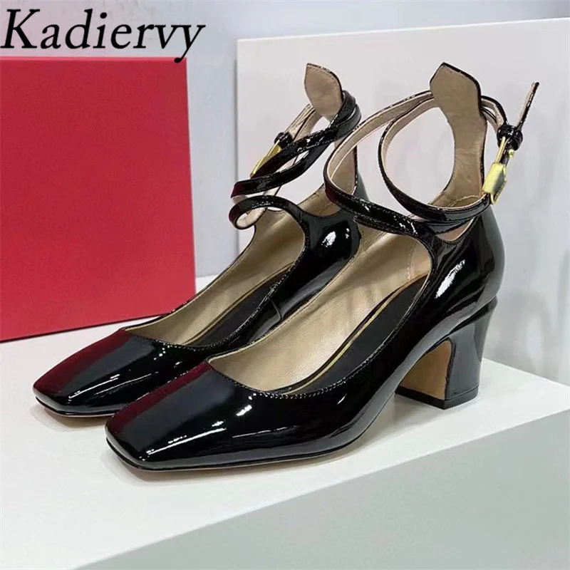 

Новые туфли на квадратном каблуке, женские туфли-лодочки из лакированной кожи с ремешком на щиколотке и пряжкой, женские туфли-лодочки с квадратным носком на массивном каблуке, женская обувь