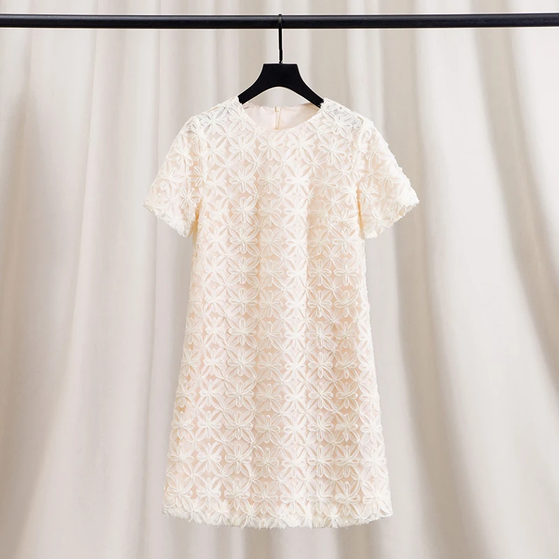 

Высококачественные европейские товары за рубежом тяжелый дизайн Sense A версия белого платья Свободное кружевное прямое платье с коротким рукавом