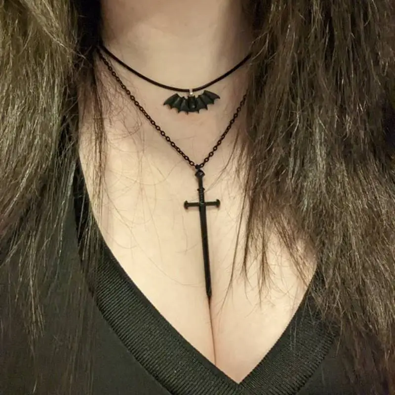 

European and American Personality Exaggerated Sword-shaped Gothic Punk Style Sword Necklace Devil Sword Couple Necklace