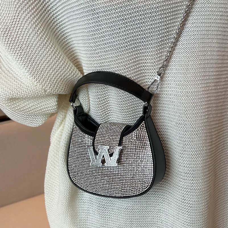 2023 New Unique Designer Women Bucket Bags High Quality Chain Diamond Shoulder Messenger Bags Women Purse And Handbag Sac A Main