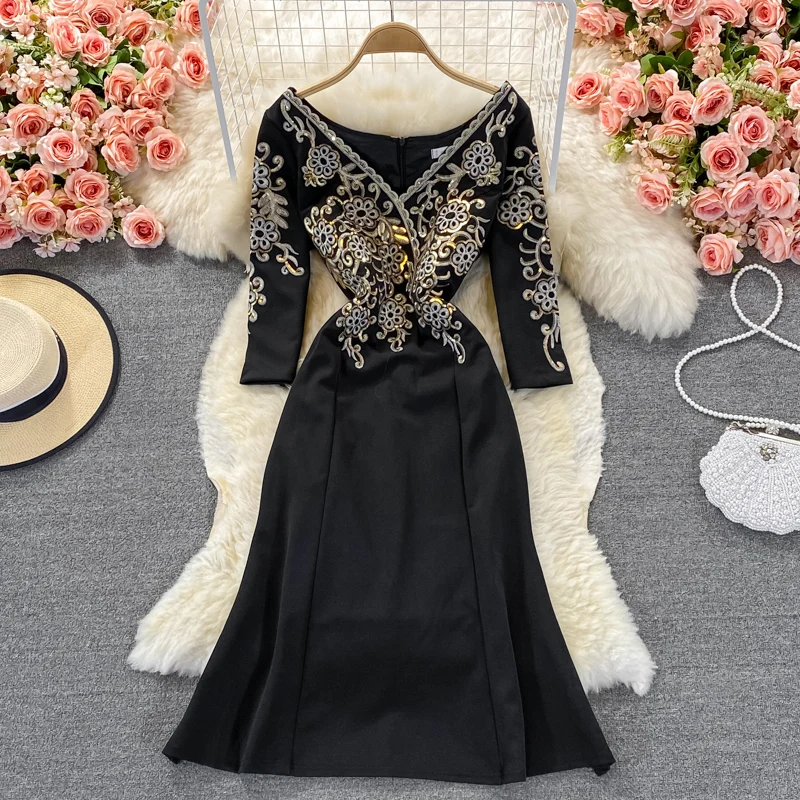 

Women's Vintage Style Dresses Spring Autumn V-Neck Dresses