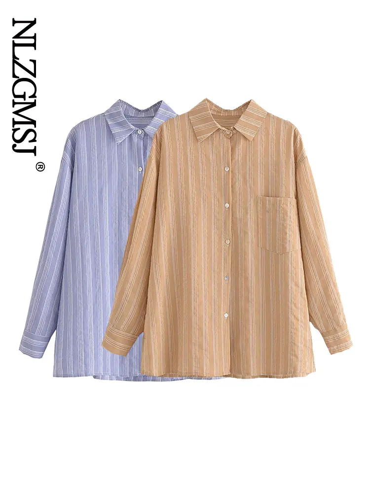 

Женская блузка в полоску с длинным рукавом и отложным воротником