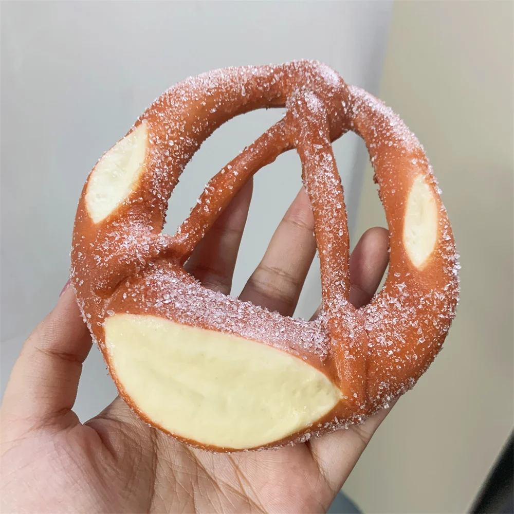 Декоративная модель Pretzel для еды