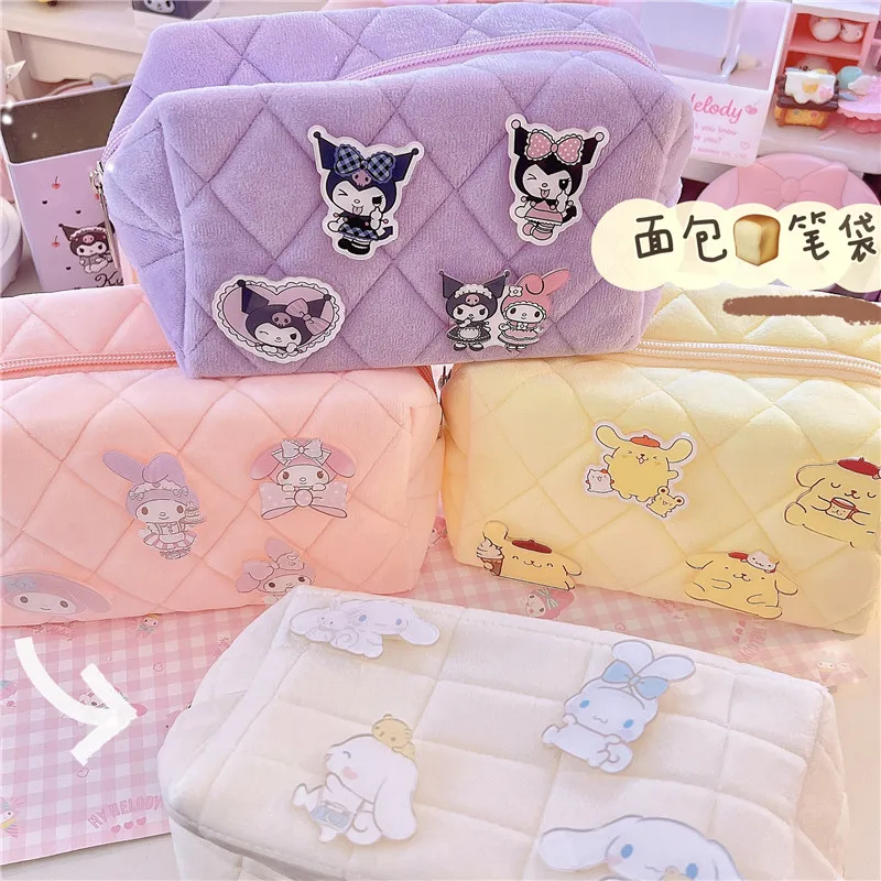 

Sanrio Kawaii плюшевая косметичка чехол для ручек канцелярская сумка для хранения Kuromi My Melody сумка для туалетных принадлежностей с мультяшным рис...