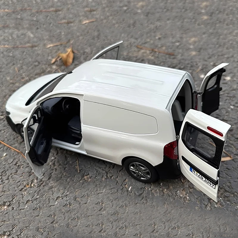 Модель автомобиля NZG 1:18 MB T-klase T-Class van из сплава с двойной дверью в подарок друзьям