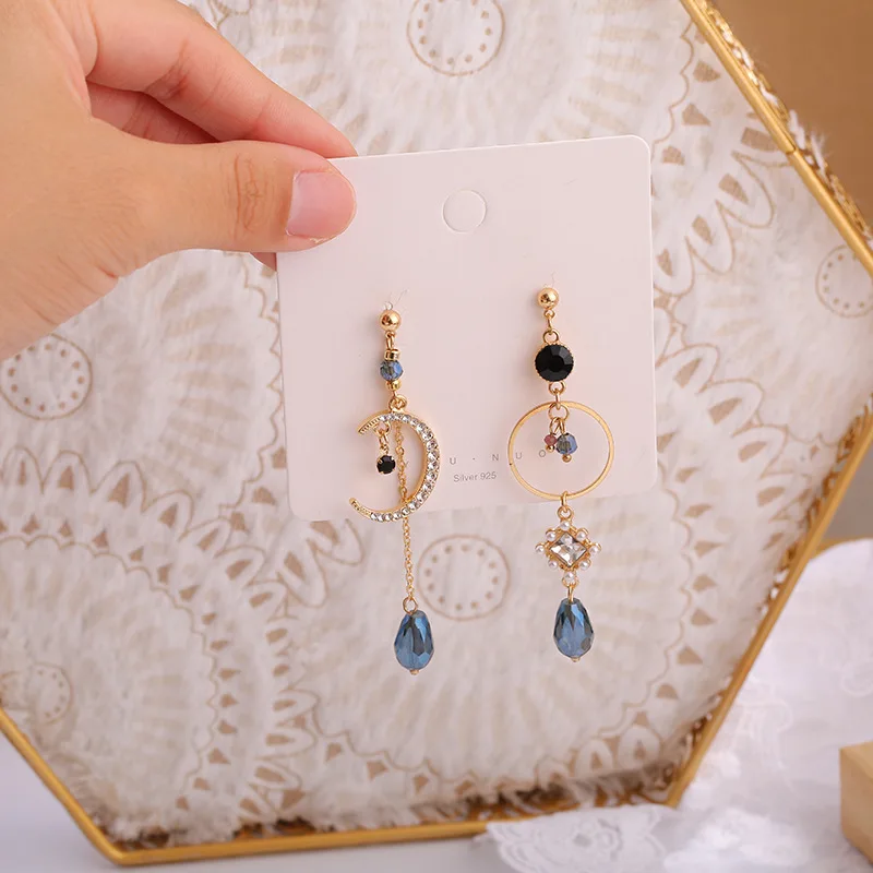 

Korean Temperament Blue Zirconium Drop Moon Advanced Unique Asymmetric Fashion Novelty Woman Earrings
